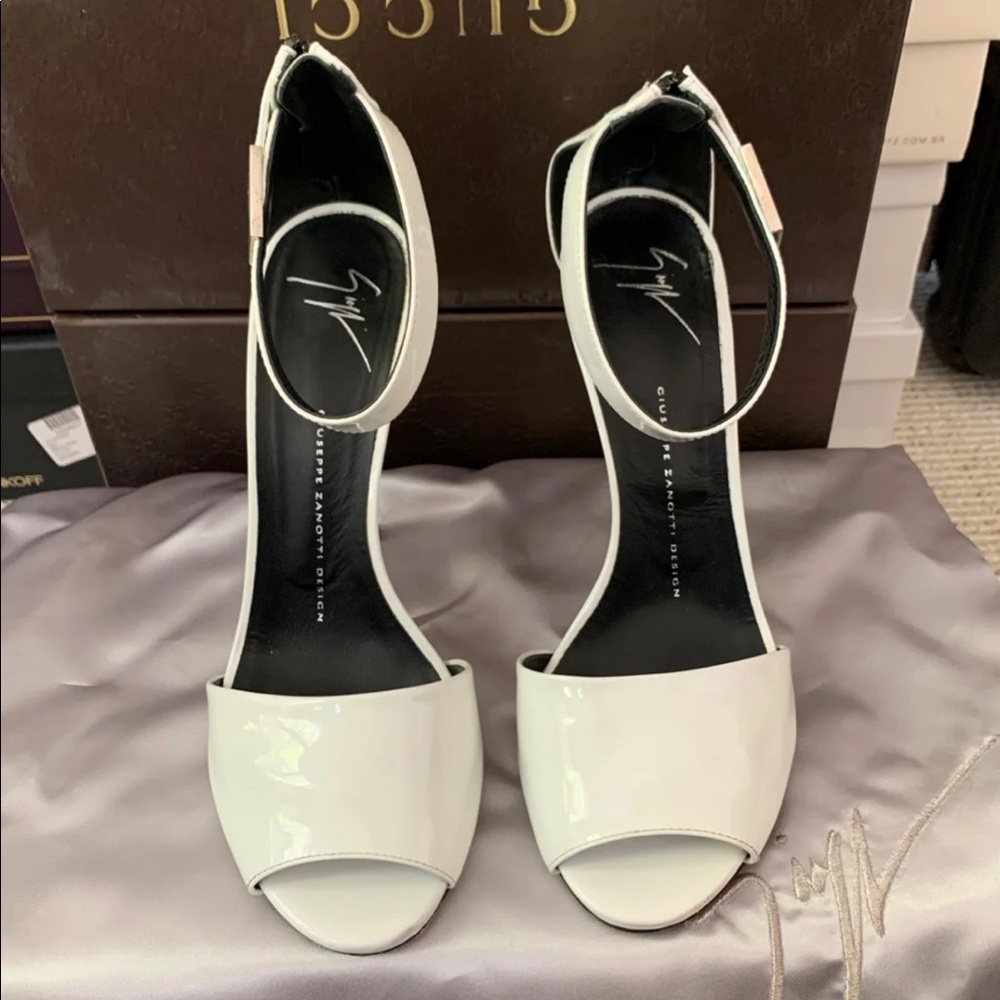 Giuseppe Zanotti heels